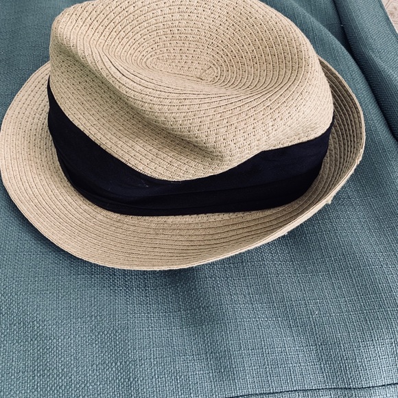 Ladies fedora